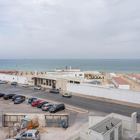 Palazzo Verdi Luxury Accomodation Bari Esterno foto